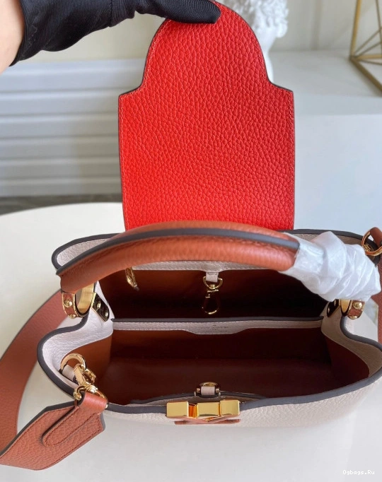 CAPUCINES LOUIS VUITTON BB 0226